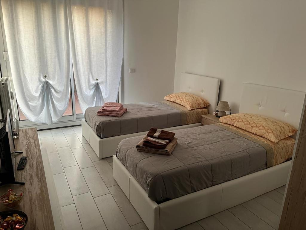 Einaudi Apartment Cologno Monzese Luaran gambar